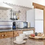 Будинок відпочинку Casa Con Piscina Compartida En Коніль-де-ла-Фронтера