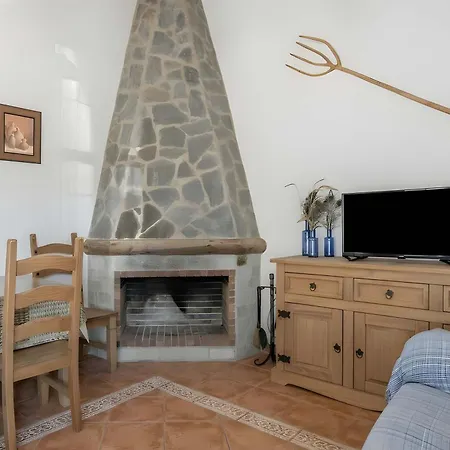Casa Con Piscina Compartida En Holiday home