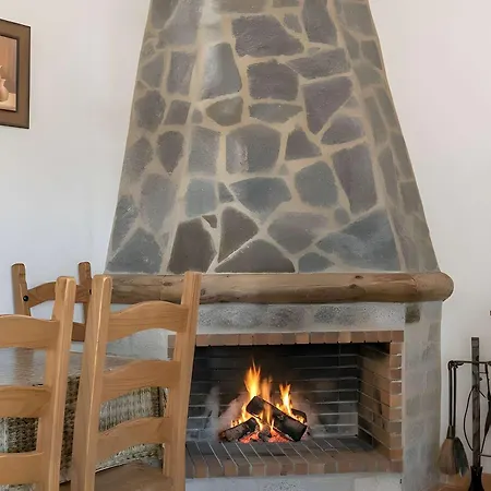 Casa Con Piscina Compartida En Holiday home