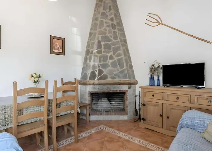 Casa Con Piscina Compartida En Conil De La Frontera