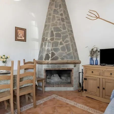 Casa Con Piscina Compartida En קוניל דה לה פרונטרה