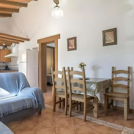 Casa Con Piscina Compartida En 科尼尔-德拉弗龙特拉