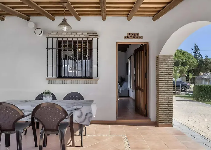 Casa Con Piscina Compartida En Conil De La Frontera * Conil De La Frontera