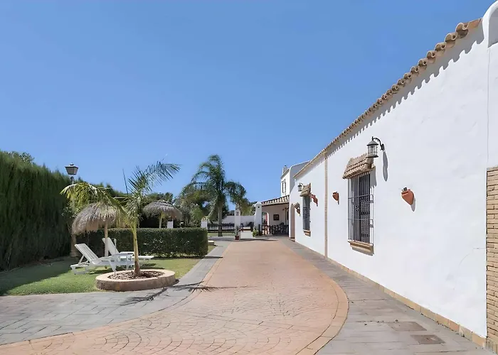 Casa Con Piscina Compartida En Conil De La Frontera Casa de Férias *